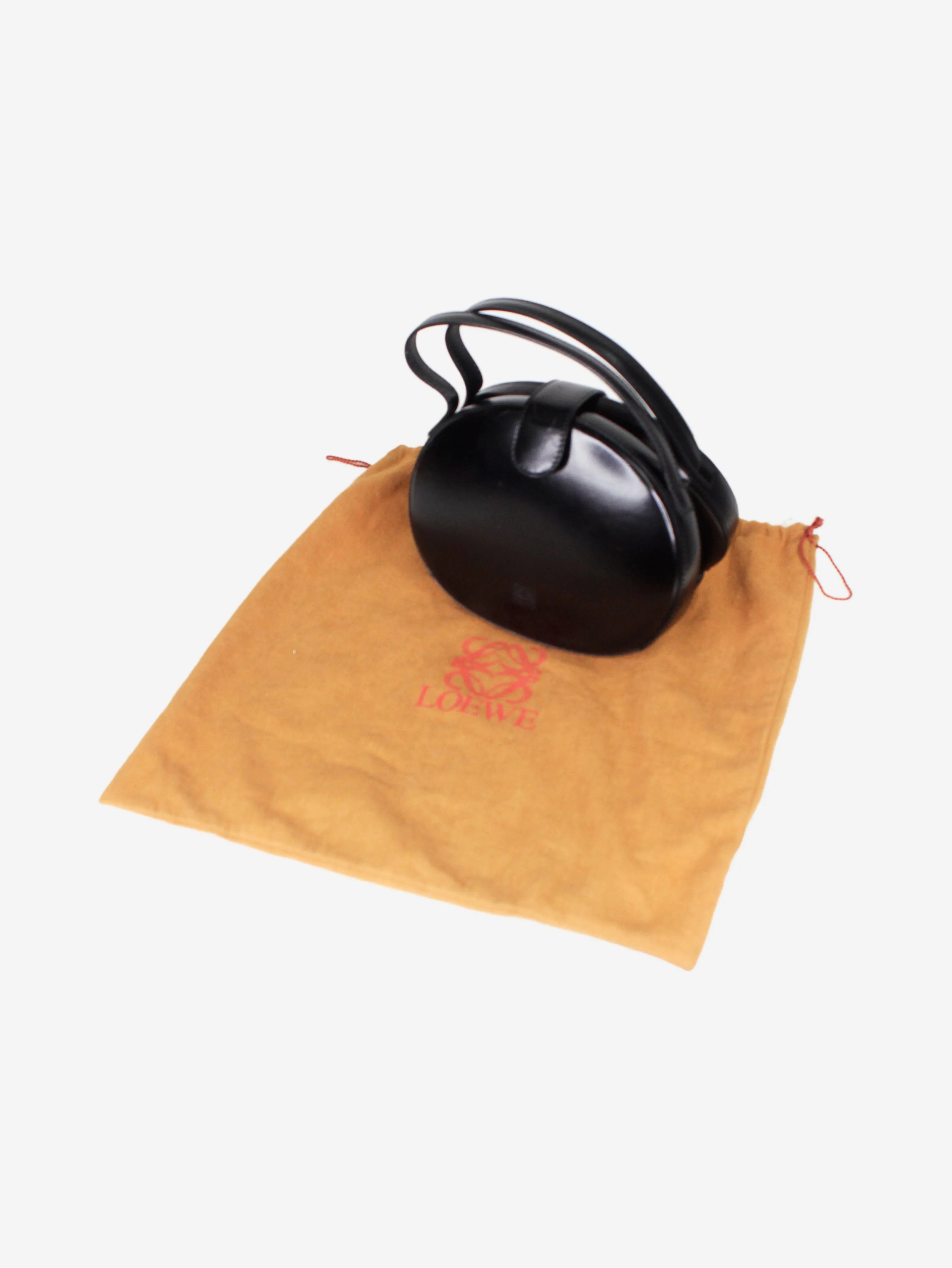 Black vintage circle Anagram bag