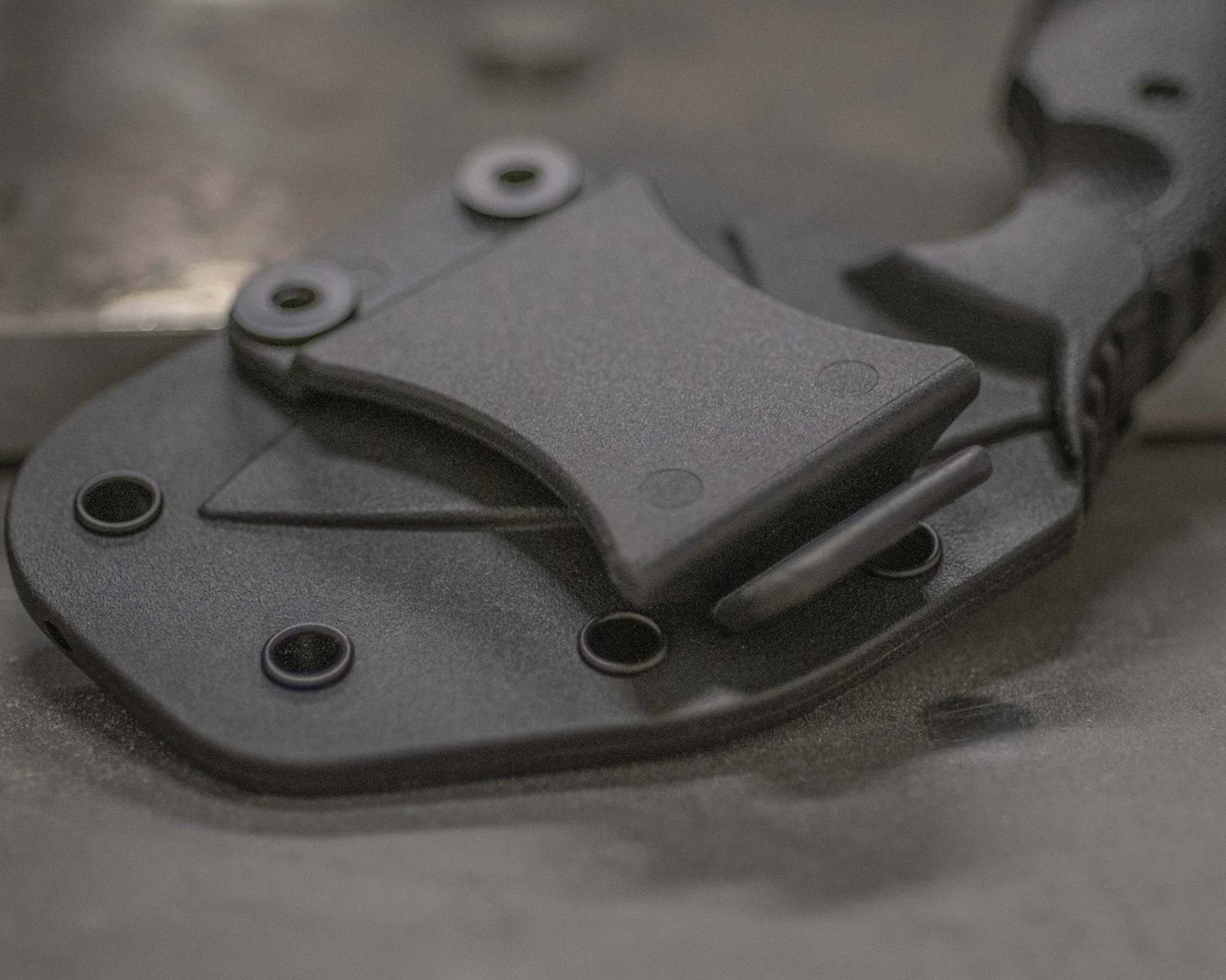 KA-BAR TDI Investigator