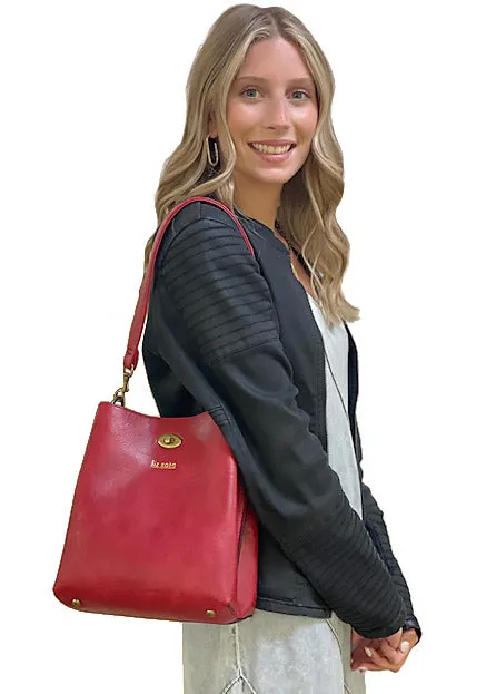 Lola 3316 cross body/bucket bag