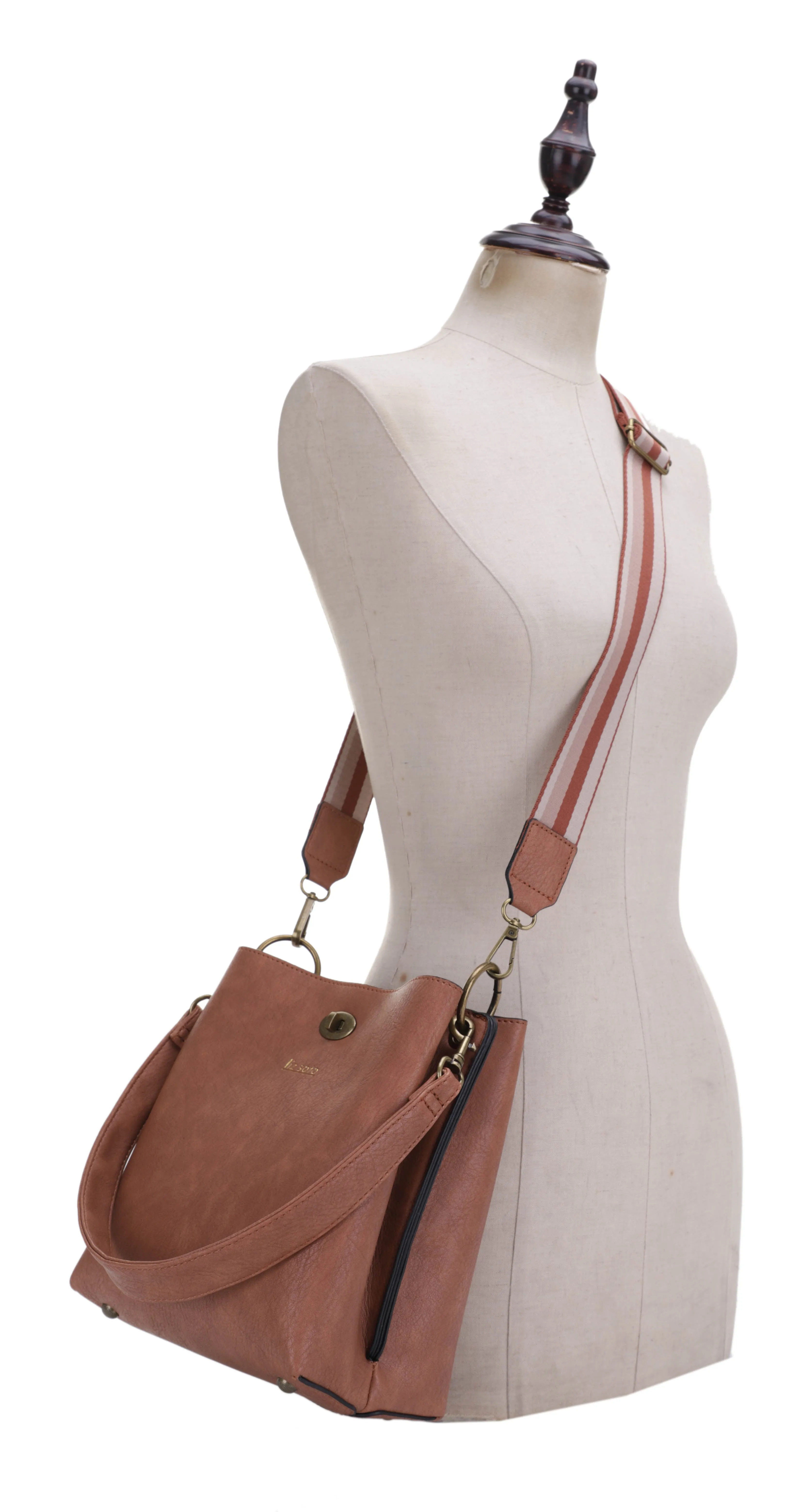 Lola 3316 cross body/bucket bag