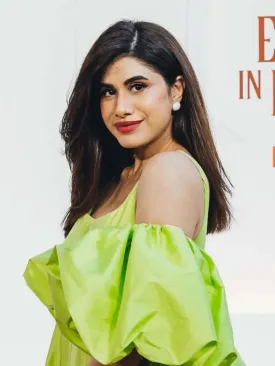 Malvika Sitlani In White Pearl Statement Studs
