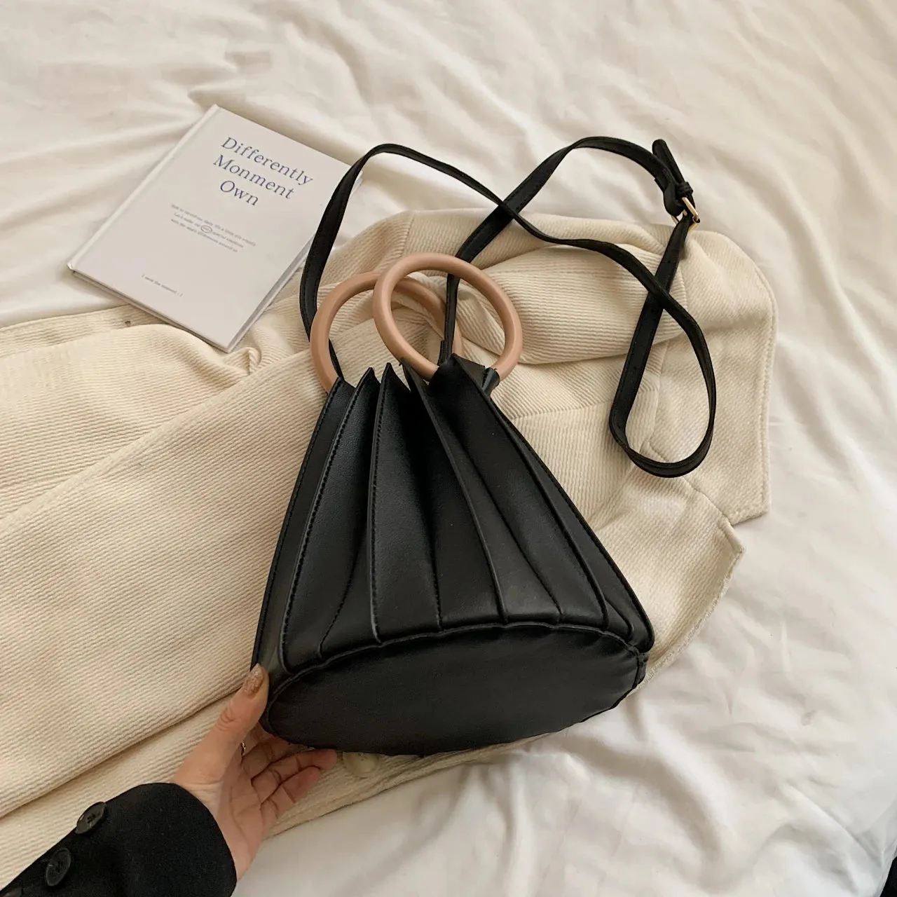 TAVIMART  -  Retro Round Wood Handle Tote Clutch Bag For Women Designer Pleated Striped Bucket Handbag Pu Leather Shoulder Crossbody Bags